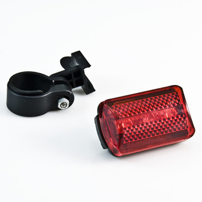 自行車尾燈選購指南 價格、廠家與圖片全解析，兼談尾燈、倒車燈與騎行內衣的實用關聯